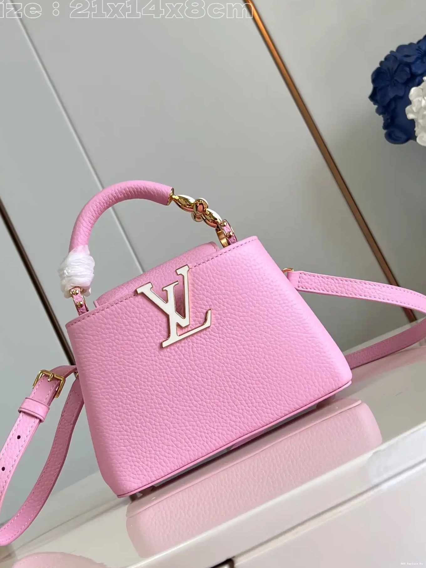 AAA Pruses Bags MINI-21*14*8CM LOUIS CAPUCINES VUITTON 0625